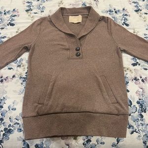 Banana Republic women sweater. Size small.